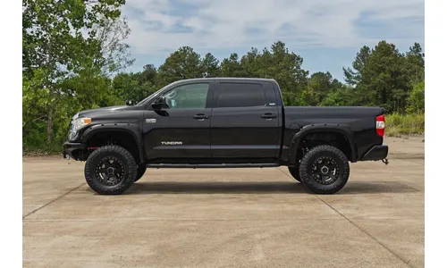 Трубчатые подножки, кабина CrewMax, Toyota Tundra (2007–2021), Rough Country — фото 6