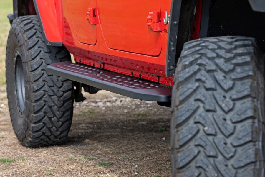 Боковые подножки RPT2, Jeep Gladiator JT, Rough Country — фото 7