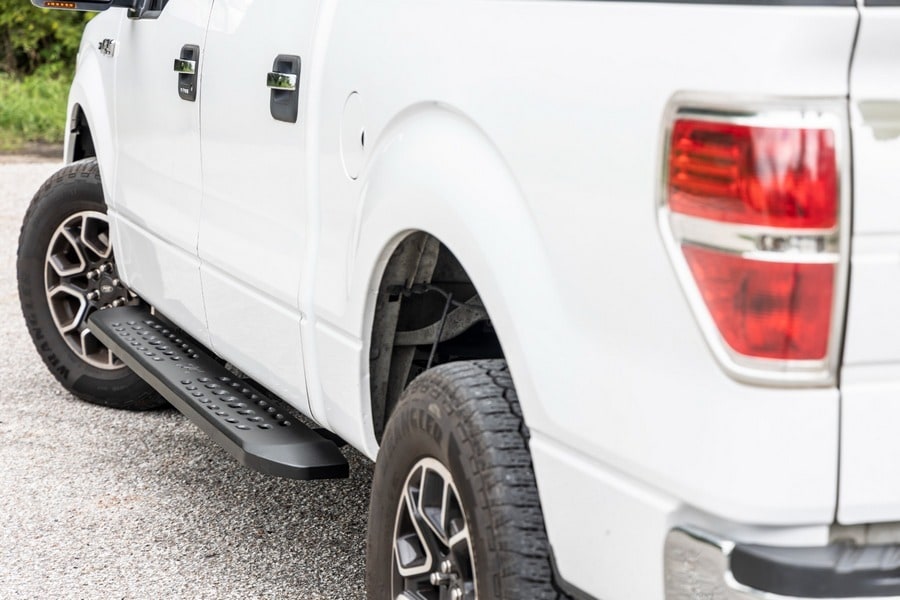 Боковые подножки RPT2, кабина Crew Cab, чёрные, Ford F-150 (2009–2014), Rough Country — фото 7