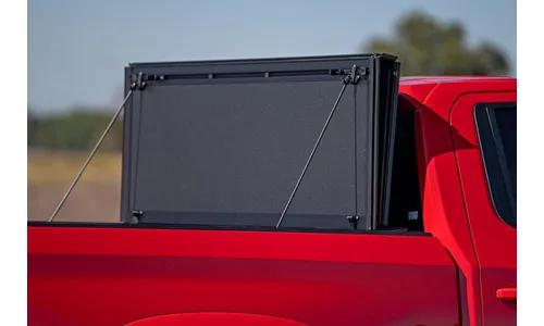 Жёсткая трёхсекционная откидная крышка грузовой платформы, грузовая платформа 1 778 мм (5 футов 10 дюймов), Rough Country — фото 6