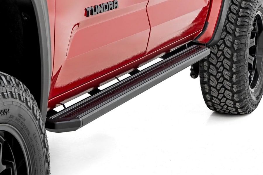 Боковые подножки с многоцветной LED-подсветкой, кабина CrewMax, Toyota Tundra III, Rough Country — фото 3