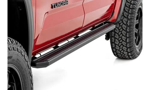 Боковые подножки с многоцветной LED-подсветкой, кабина CrewMax, Toyota Tundra III, Rough Country — фото 3