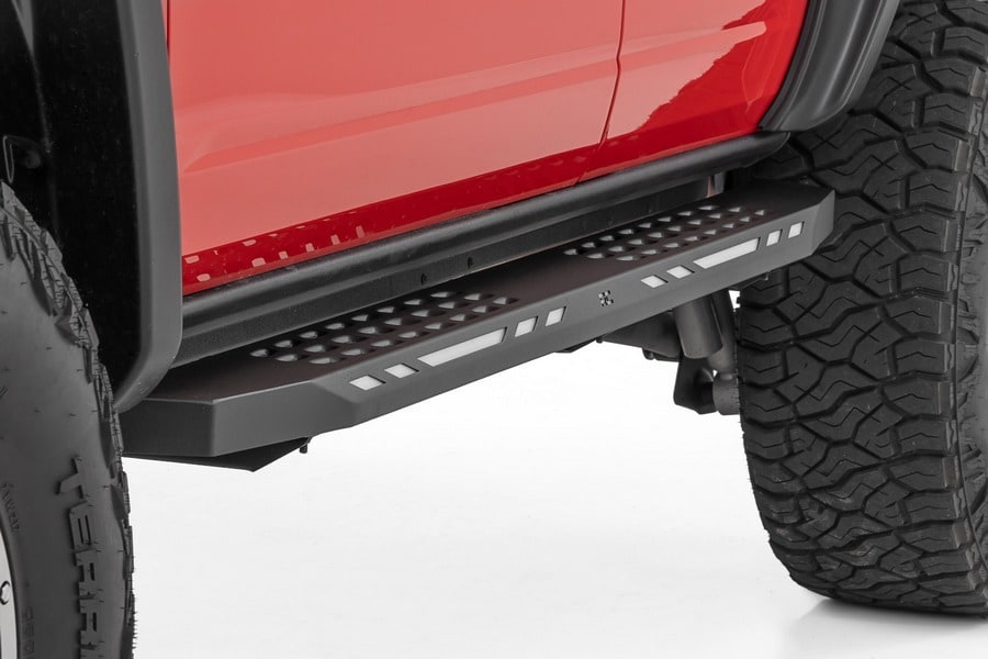 Боковые подножки AC2, янтарный и белый свет, 4 двери, Ford Bronco VI, Rough Country — фото 5