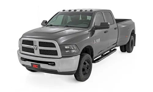 Боковые подножки AC2, янтарный и белый свет, кабина Crew Cab, Rough Country — фото 5