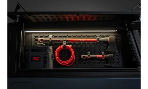 Боковой отсек кунга с панелью MOLLE, со стороны водителя, Jeep Gladiator JT, Rough Country — фото 2