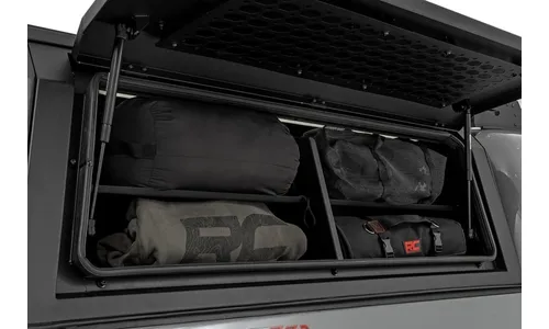 Боковой отсек кунга с полками, со стороны пассажира, Toyota Tacoma III, Rough Country — фото 2