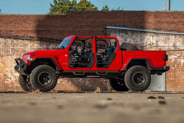 Контурные подножки с пониженными ступенями, Jeep Gladiator JT, Rough Country — фото 7