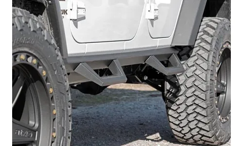 Контурные подножки с пониженными ступенями, 4 двери, Jeep Wrangler JK, Rough Country — фото 6