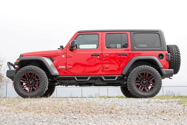 Контурные подножки с пониженными ступенями, 4 двери, Jeep Wrangler JL, Rough Country — фото 4
