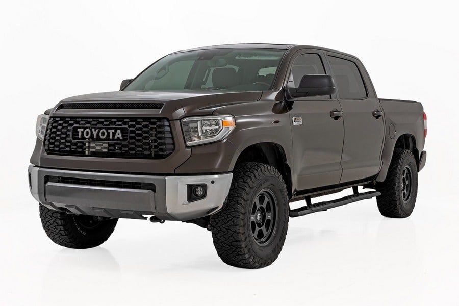 Боковые подножки TR2, кабина CrewMax, Toyota Tundra (2007–2021), Rough Country — фото 2