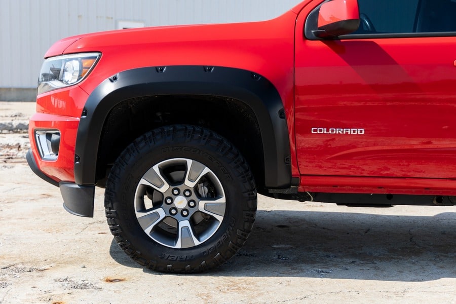Расширители колёсных арок Pocket, цвет GAN Silver Ice Metallic, Chevrolet Colorado II, Rough Country — фото 6