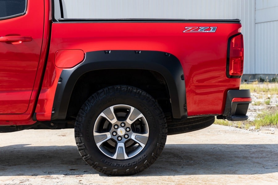 Расширители колёсных арок Pocket, цвет GBA Black, Chevrolet Colorado II, Rough Country — фото 7