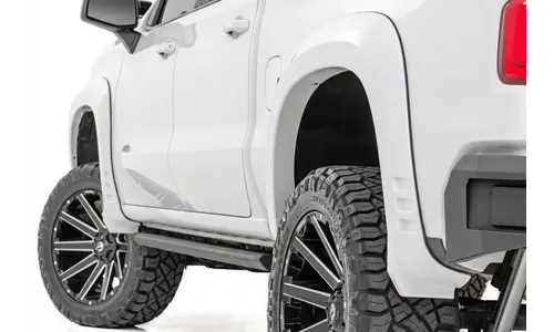 Расширители колёсных арок SF1, цвет GAZ Summit White, Chevrolet Silverado 1500 (2019–2026), Rough Country — фото 1