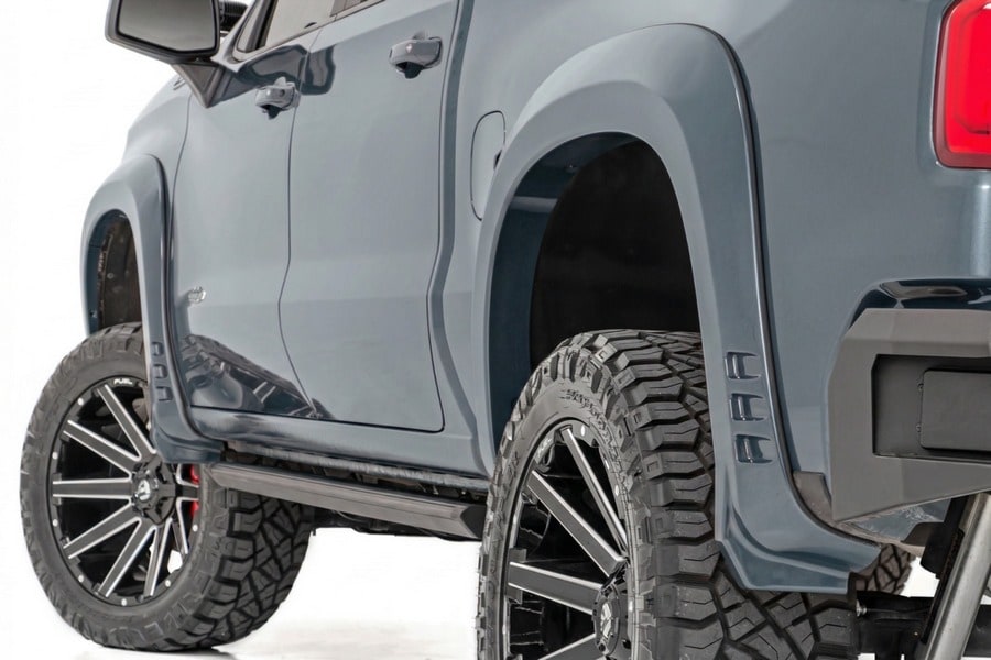 Расширители колёсных арок SF1, цвет GNO Slate Gray, Chevrolet Silverado 1500 (2019–2026), Rough Country — фото 1