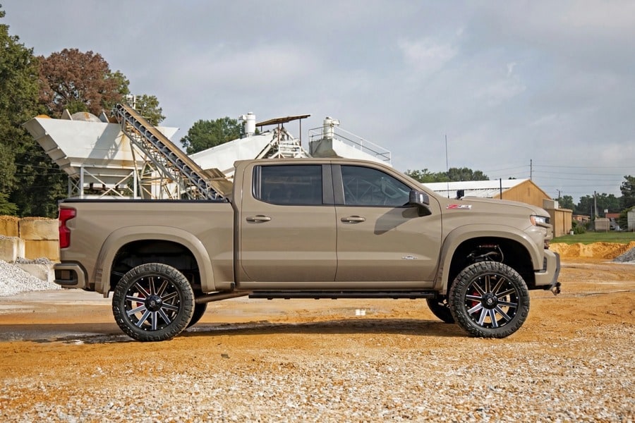 Расширители колёсных арок SF1, цвет GTL Desert Sand, Chevrolet Silverado 1500 (2019–2026), Rough Country — фото 6