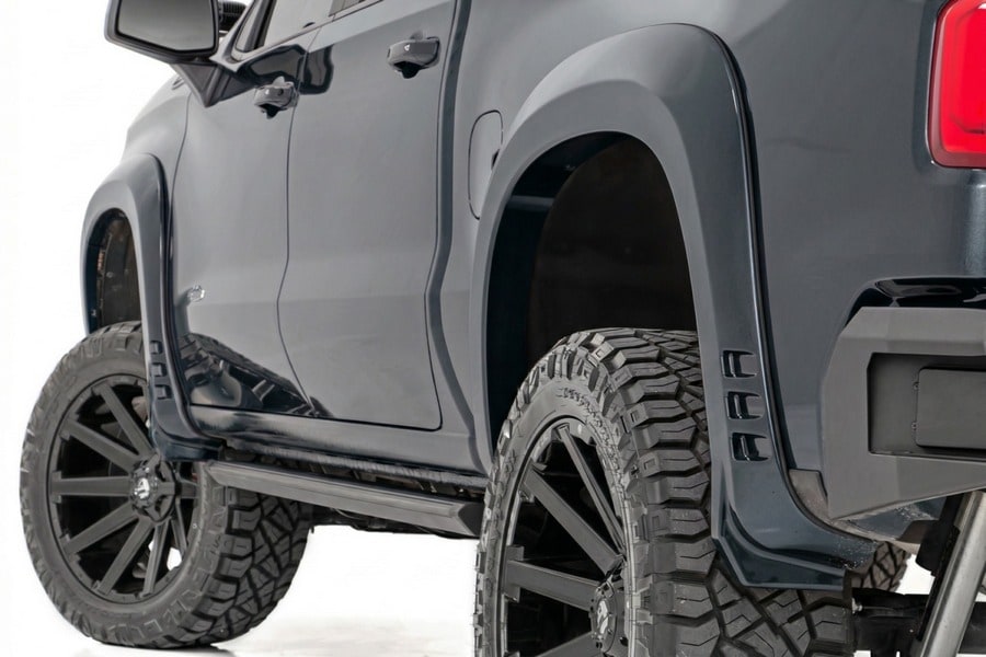 Расширители колёсных арок SF1, цвет GXG Tungsten, Chevrolet Silverado 1500 (2019–2026), Rough Country — фото 1