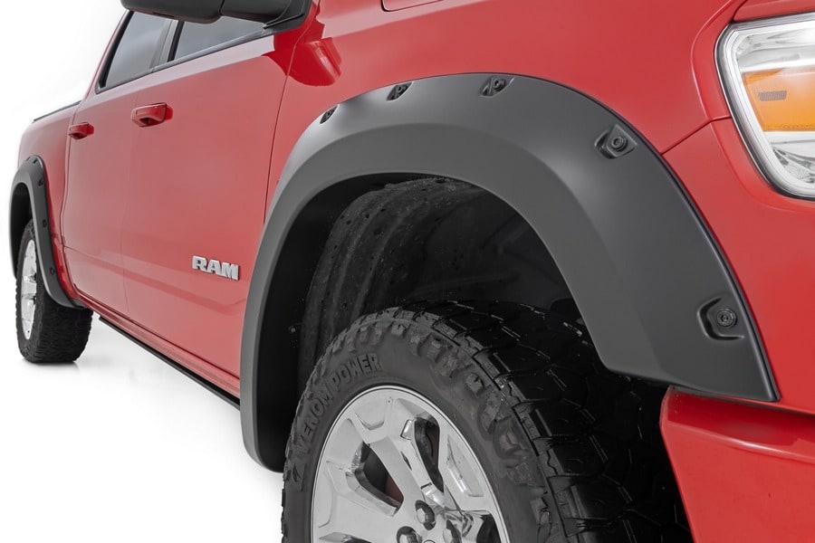 Расширители колёсных арок Pocket, цвет PXR Brilliant Black, RAM 1500 DT, Rough Country — фото 4