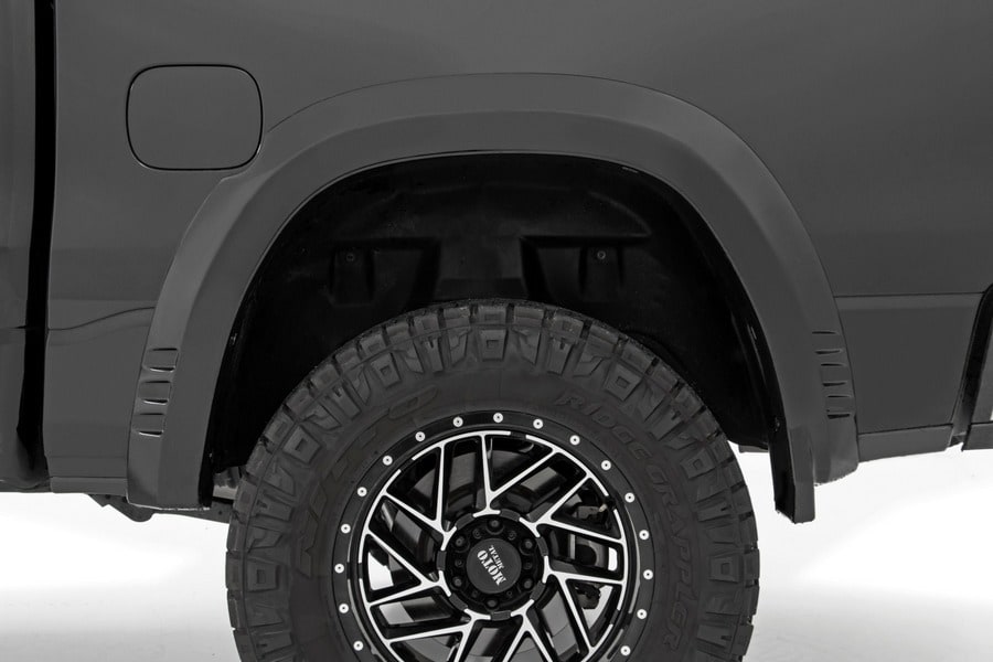 Расширители колёсных арок SF1, цвет PAU Granite Crystal, RAM 1500 DT, Rough Country — фото 7