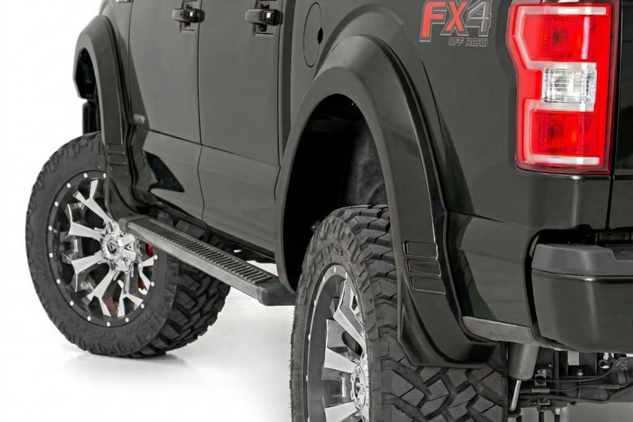 Расширители колёсных арок SF1, цвет TB Real Steel, Ford F-150 (2015–2017), Rough Country — фото 1