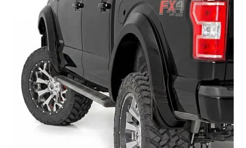 Расширители колёсных арок SF1, цвет UH Tuxedo Black Metallic, Ford F-150 (2015–2017), Rough Country — фото 1