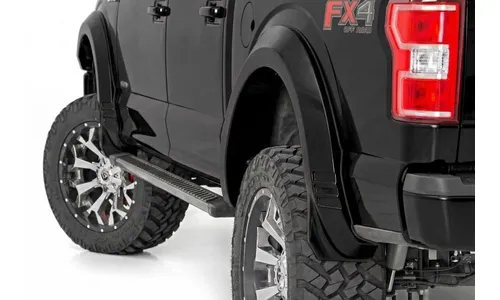 Расширители колёсных арок SF1, цвет G1 Absolute Black, Ford F-150 (2018–2020), Rough Country — фото 1
