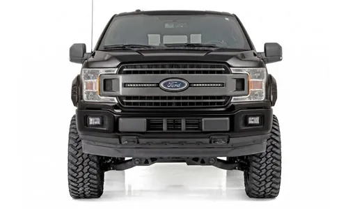 Расширители колёсных арок SF1, цвет G1 Absolute Black, Ford F-150 (2018–2020), Rough Country — фото 4