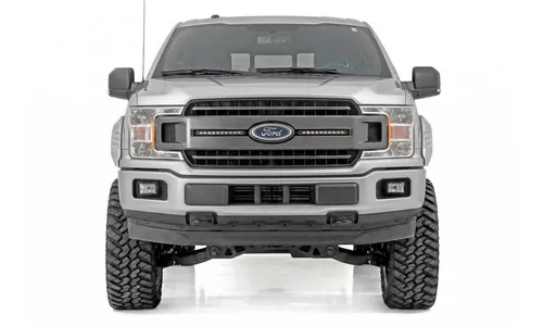 Расширители колёсных арок SF1, цвет UX Ingot Silver Metallic, Ford F-150 (2018–2020), Rough Country — фото 4