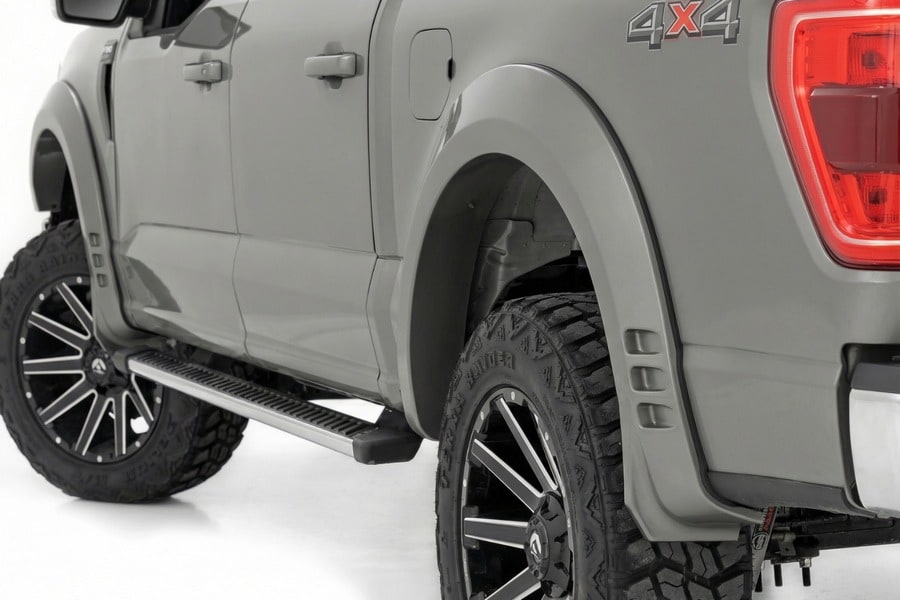 Расширители колёсных арок SF1, цвет T9 Marsh Gray, Ford F-150 (2021–2026), Rough Country — фото 1
