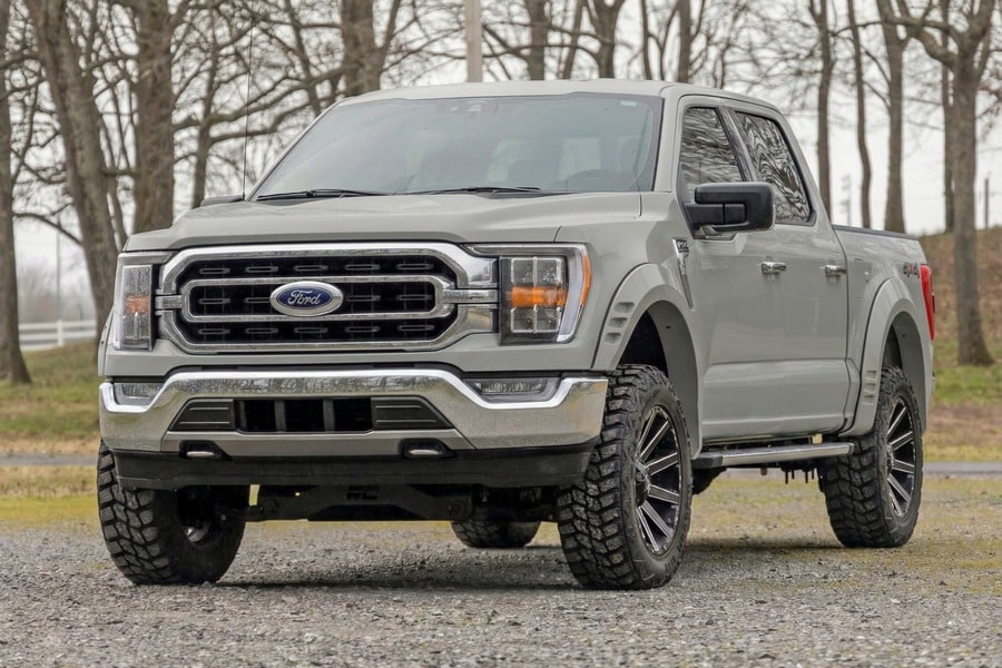 Расширители колёсных арок SF1, цвет T9 Marsh Gray, Ford F-150 (2021–2026), Rough Country — фото 7