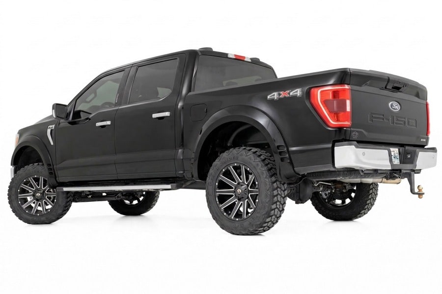 Расширители колёсных арок SF1, цвет UM Agate Black, Ford F-150 (2021–2026), Rough Country — фото 3