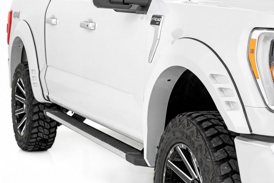 Расширители колёсных арок SF1, цвет YZ Oxford White, Ford F-150 (2021–2026), Rough Country — фото 4