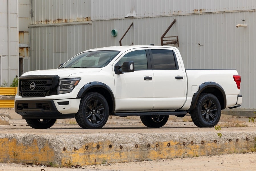 Расширители колёсных арок Pocket, цвет K23 Brilliant Silver, Nissan TITAN (2017–2024), Rough Country — фото 7