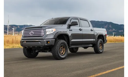 Расширители колёсных арок Pocket, цвет 3L5 Radiant Red, Toyota Tundra II (2014–2021), Rough Country — фото 2