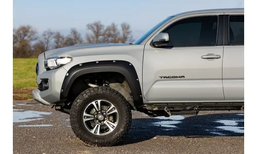 Расширители колёсных арок Pocket, цвет 4V6 Quicksand, Toyota Tacoma III, Rough Country — фото 5