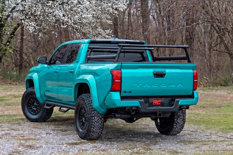 Расширители колёсных арок Sport, цвет 796 Wave Maker, Toyota Tacoma IV, Rough Country — фото 6