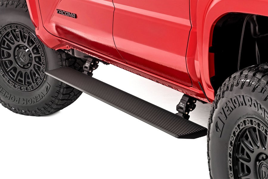 Электрические выдвижные подножки, двухмоторный привод, кабина Double Cab, Toyota Tacoma IV, Rough Country — фото 1
