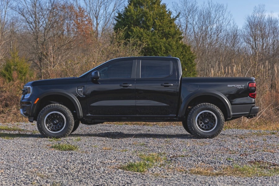 Расширители колёсных арок Sport, цвет G1 Absolute Black, Ford Ranger T6.2, Rough Country — фото 7