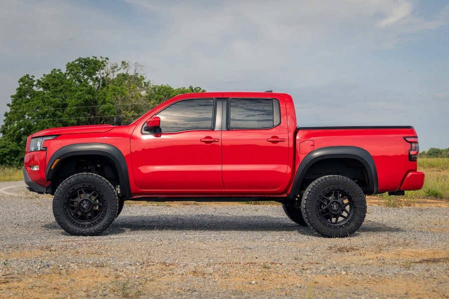 Расширители колёсных арок Sport, цвет KH3 Super Black, Nissan Frontier (2022–2026), Rough Country — фото 6