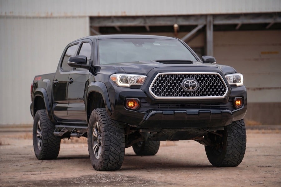 Расширители колёсных арок Sport, цвет 218 Midnight Black Metallic, Toyota Tacoma III, Rough Country — фото 4