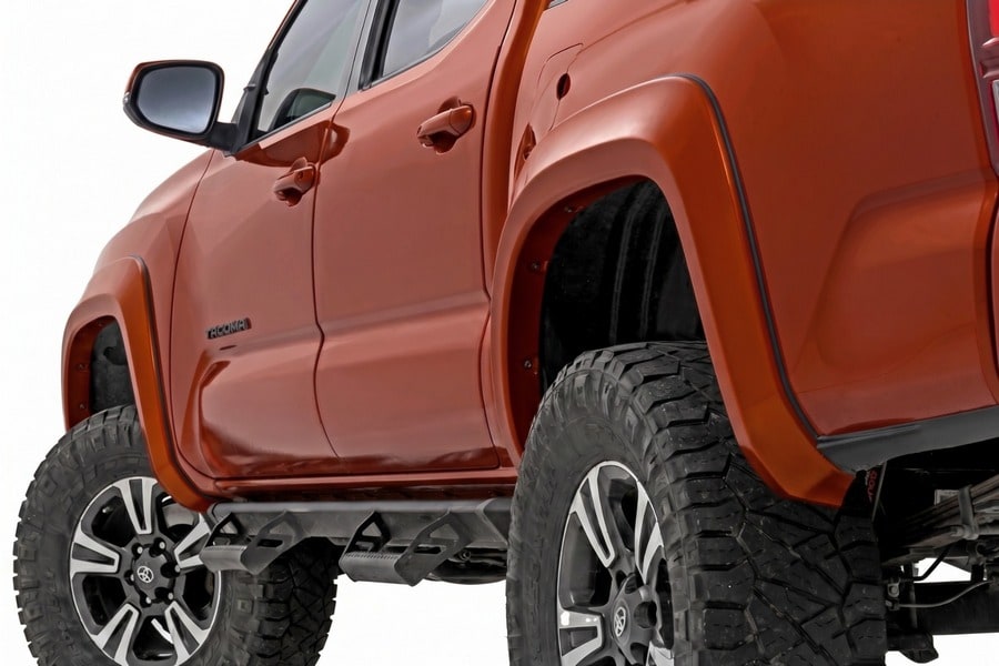 Расширители колёсных арок Sport, цвет 4X0 Inferno, Toyota Tacoma III, Rough Country — фото 1