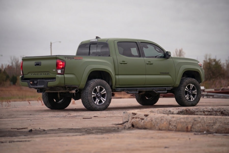 Расширители колёсных арок Sport, цвет 6V7 Army Green, Toyota Tacoma III, Rough Country — фото 6
