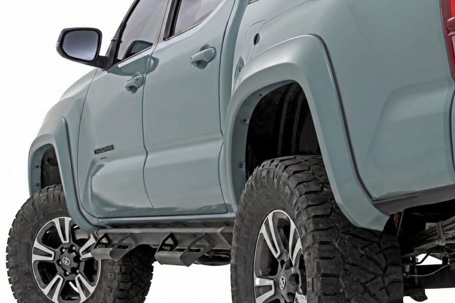 Расширители колёсных арок Sport, цвет 6X3 Lunar Rock, Toyota Tacoma III, Rough Country — фото 1
