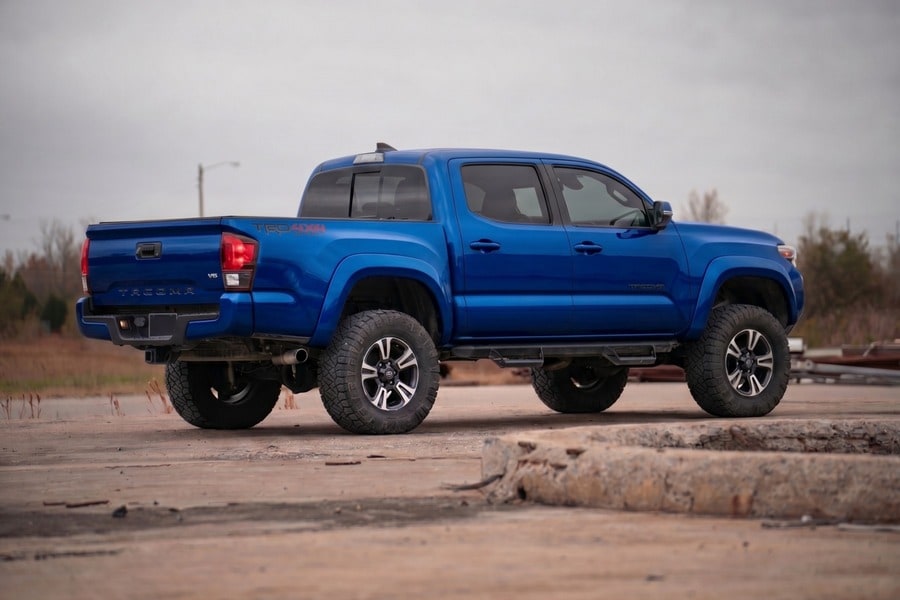 Расширители колёсных арок Sport, цвет 8T0 Blazing Blue, Toyota Tacoma III, Rough Country — фото 4