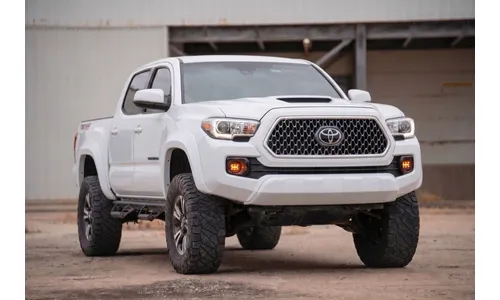 Расширители колёсных арок Sport, цвет 040 Super White, Toyota Tacoma III, Rough Country — фото 4
