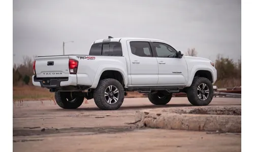 Расширители колёсных арок Sport, цвет 040 Super White, Toyota Tacoma III, Rough Country — фото 6