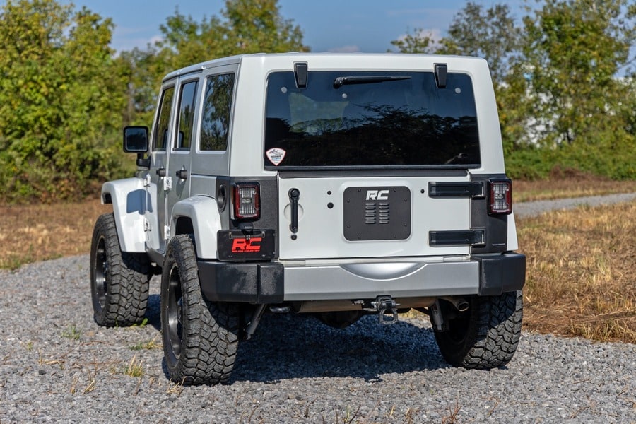 Защитные накладки кузова Trail, защита задней двери, Jeep Wrangler JK, Rough Country — фото 6