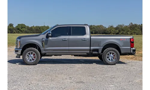 Накладки передних и задних суппортов, красные, для Ford F-250/F-350 Super Duty (2023–), Rough Country — фото 7