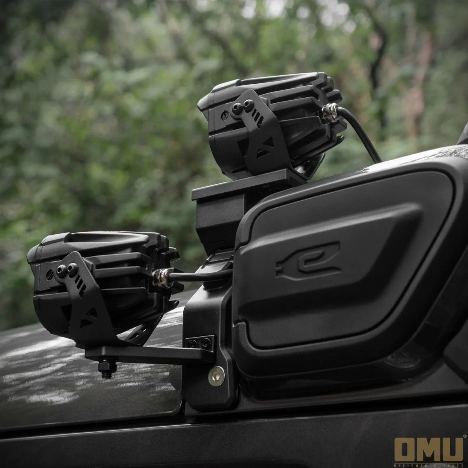 Кронштейн на стойку A-Pillar OMU Genesis для Jeep Wrangler JL 4xe (не для JT) — фото 4