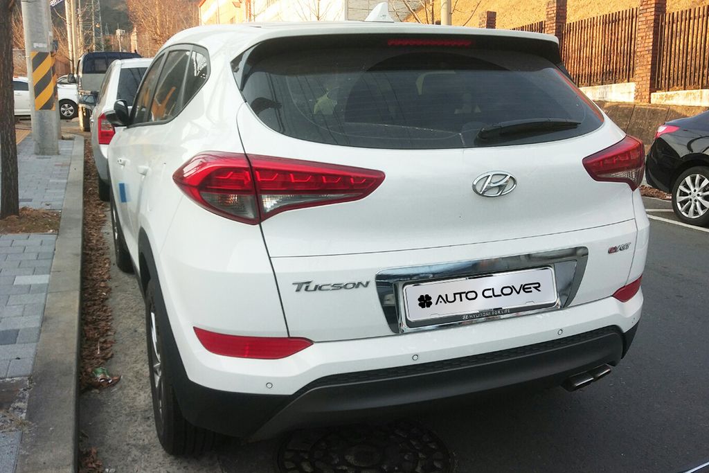 Накладка под задний номер Hyundai Tucson 2016-, хром, Auto Clover — фото 1