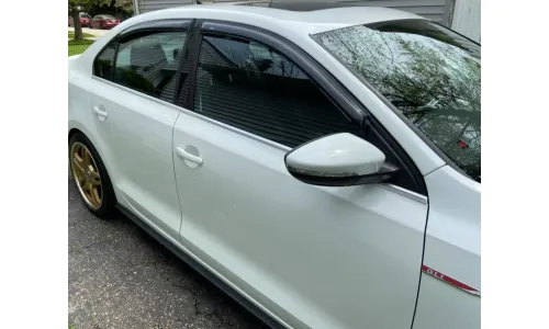 Вентиляционные козырьки AVS накладные Stick On для защиты от дождя 11–18 VW Volkswagen Jetta сделано в США — фото 1